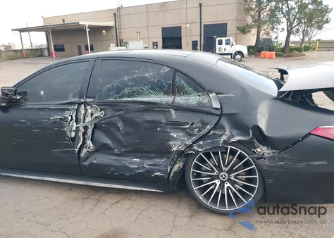 2024 Mercedes-Benz S 580 4Matic z USA, uszkodzony, nr VIN W1K6G7GB6RA284642